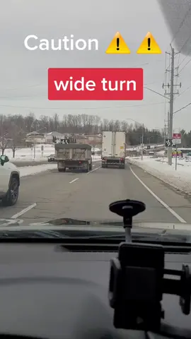 caution  ⚠️ wide turn#viral #fyp #foryou #foryourpage #arabkitchener #canada #kitchener #waterloo #Guelph #drivingtest #studentdriver #road #driving #howto 
