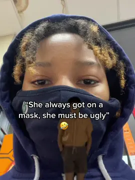 Omgg i used to look like a whole lil boy w my locs😂😂#EstalandoOsDedos #capcut #fyp #qween #viral 