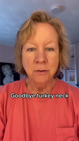 This video was the best way to start our week! The raw and real “night before” video, the genuine excitement and the stunning (early) result!  Sound on for some real authenticity! The openness around plastic surgery these days makes us so happy ❤️ Surgery: facelift and temporal lift Surgeon: Dr. Vito Quatela Post-Op: 4 weeks  #facelift #turkeyneck #saggingskin #aging #faceliftsurgery #faceliftspecialist #faceliftexpert #faceliftbeforeandafter 