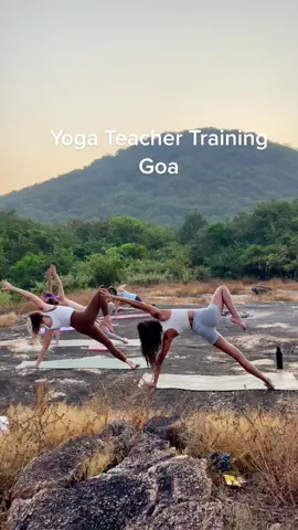 #trimurtiyogawellness #yoga #yogateacher #yogateachertraining #yogateachertrainingbali #yogaontiktok #joginka #yogi #yogagirl #yogaflow #yogapose 