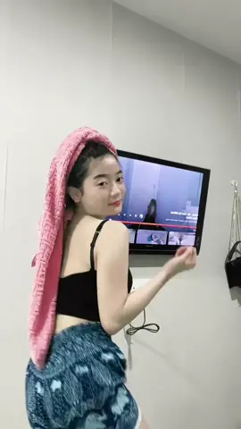 mandi siang seger #bikintegang😱 #bikini #fypシ #gadisbali #tiktokindonesia #viral #kienzy키엔지미엔✧ #tiktokhot #fakebody #terbilabila 