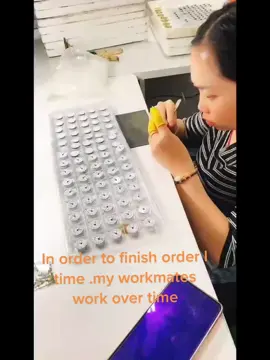 In order to catch the shipping date we agreed with our clients .our workers work over time to catch it #watch factory 