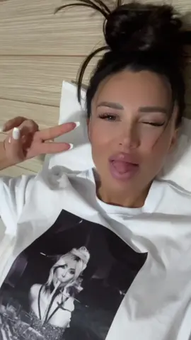 ✌🏻💋