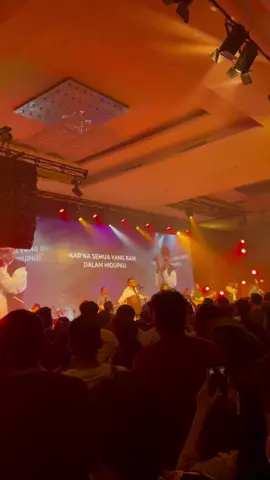 ❤️🕊️ #gratitudeworshipnight #malang #jpccworship #konserrohani #rohani #kristen #praise #worship #mengenalMu #sidneymohede #worshipnight #fyp 
