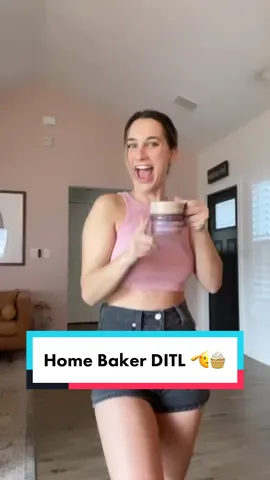 HOME BAKING IS STRESSFUL AND YOU GUYS ARE THE BEST 🥹❤️🫶🥳💘😭🥰 #baker #bake #smallbusinesscheck #SmallBusiness #baking #storytime #sugarcookies #girlboss #dayinmylife #dayinthelife #dayinmylifevlog 