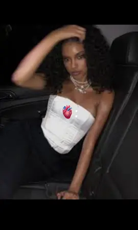 “I’m a starrrrrr!!!” #model #nyc #blackgirl #acting #fashion #rich 