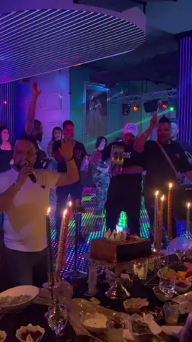 مطعم#اكسترا #الفنان #فهد -نوري#ترند_تيك_توك #ترند_جديد #بغداد #رقص 