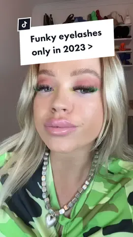 Slime szn 🔫 GRWM #ravemakeup #raveeyelashes #grwm #ravegrwm #clubgrwm #rave #ravetok #techno #getreadywithme #festivalmakeup #raving #ravegirl #eyelashes #raveeyelashes 