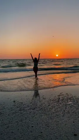This sound is so cute ❤️ #fyp #trending #fakebody #beach #swimsuit 
