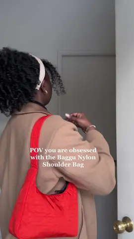 Who elsw loves the @baggu mini shoudler bag ? #baggu #baggubag #baggugirl #baggugirls #bagguspring2023 #bagguspringline #bagguspringline #bagguinuse #baggugirly #baggugirlie #baggushoulderbag #urbanouutfitters 