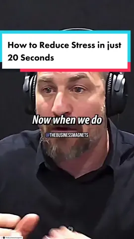 How to Reduce Stress in jusf 20 seconds. @hubermanlab #stress #physiologicalsigh #hubermanlab #neuroscience 