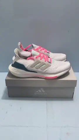 Tênis Ultraboost 22 W Adidas #adidas #ultraboost 