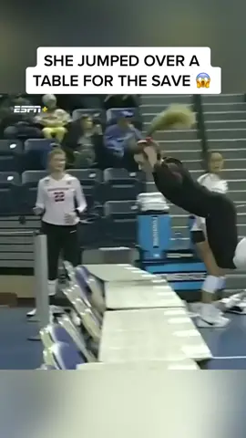 One of the best saves you’ll ever see 😱 #volleyball #save #thatsaw