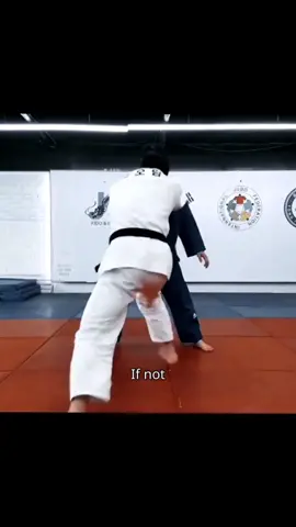 #fighter #selfdefense #fightingskills #fyp #foryoupage #fyage #boxing #foryou #fight #combat #kungfu ##jujitsu #technique 