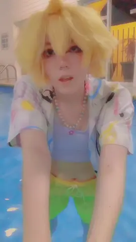 this video is so pretty to me wow #vocaloid #lenkagaminecosplay #kagaminelen #cosplay #kagamine #fy #kagaminelencosplay #hatsunemiku#kagaminetwins #vocaloidcosplay #projectdiva #projectsekai #miku #fyp #anime 