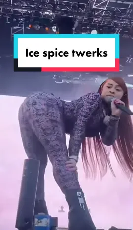 Ice Spice had the Rolling Loud crowd going crazy 60 1 #icespice #munch #rollingloud #rollingloudla #icespicecult #fyp 