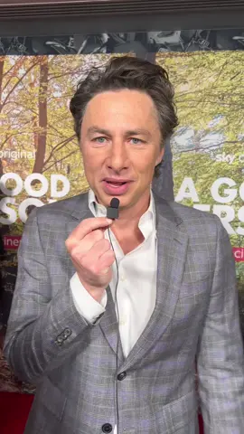 Safe to say Zach Braff was taken by our baby mic 😂 #zachbraff #agoodperson #mtvmovies 