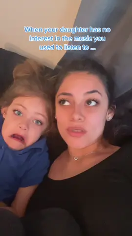 I had NO business singing this at 12 years old 🤣🤣🤣🤣 #fyp #viral #cryingoutformeremix 