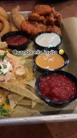 Theres more food on the way this was just a little taste 🤣🤣 #fyp #fypage #girlfriend #novia #foryoupage #viral #viralvideo 