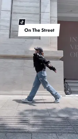 #jhope_onthestreet 🇻🇳🫶🏻 #bts #bobodancestudio #vtvcab  