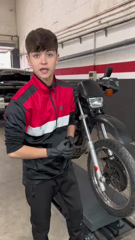 Problema de carburacion en esta YAMAHA XT🤦🏻‍♂️ #fyp #parati #mecanico #amigos #foryou 