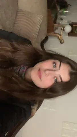 كلشي بتحبو تسألوني ياه او تعرفو عني كتبولي ياه و انا رح اعمل فيديو جاوب ع كلشي 🤍 #fyp #fypシ #tiktok #foryoupage #foryou #tiktokarab #fypage #lebanon🇱🇧 #trend #georgiabechara #viral #viralvideo #ترند #اكسبلورر #explore #worldview 