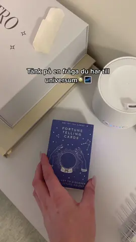 Ja/nej svar 🦋 #fråga #universum #spå #spåkort #svar #väljettkort #pickacard #fortunetelling #yes #no #maybe #cards
