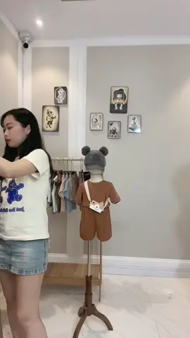 Đặt liền tay được ngay giá hời các mom ơi. Tham khảo và thử trải nghiệm các sản phẩm nhà em nhaaa #PhaiDepNgayNay #WomenOfTikTok #thoitrangchobe #xuhuong #xuhuong #bekorea #quancocchobe #beyeu #setdochobe 