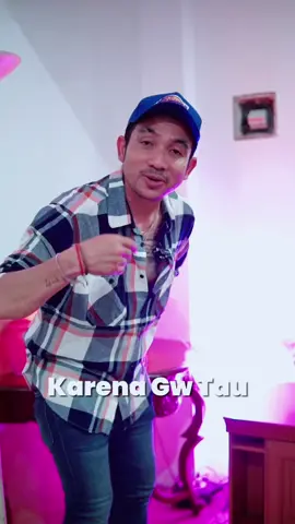 Kalo ngk mau di sentil jangan nyentil..!!!