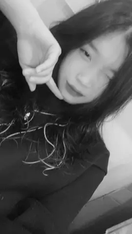 Ăn bánh mỳ cũng được miễn là hạnh phúc🤣