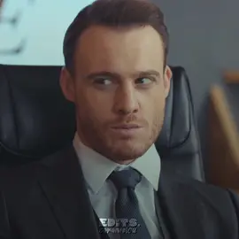 side eye #fy #serkanbolat #sencalkapimi #kerembursin #sideeye #turkishseries #loveisintheair 