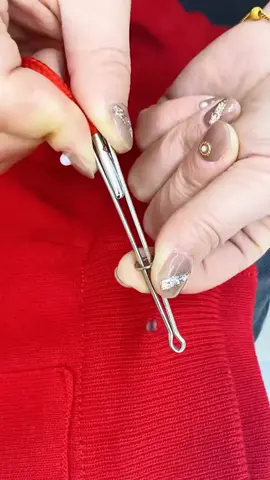 Elastic band/rope wearing threading tool#hoodie #homehacks #gadge #sewing #gadgets #amazonfinds #usa_tiktok 
