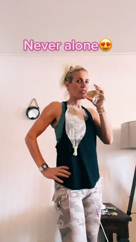 Hos min familj ska ingen känna sig ensam! Alla är välkomna och tillsammans hjälps vi åt ❤️🌟💫 DU ÄR VÄRDEFULL ❤️💫🌟 välkommen till påsfamiljen ❤️💫🌟 #foryou #fyp #fördig #stomi #esofagustomi #sond #sondätare #gördetbästaavsituationen #njuteravlivet #livetmedcancer #fuckcancer #nevergiveup 