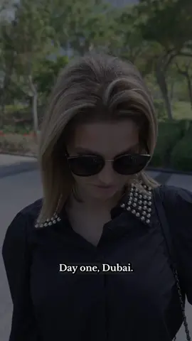 Day one in Dubai! ✨ Do any of these scenes look familiar? #dubai #womensupportingwomen #womenempowerment #confidentwomen #empowerment #womeninbusiness #womeninbiz #womeninbusinesstiktok #dubaitiktok #motivationalspeaker 