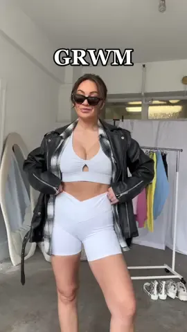 Get ready with me for the day 🖤🫶🏻 wearing all new pieces from this month’s @fabletics drop 🖤 #athlesiurewear #springoutfitideas #outfitinspiration  