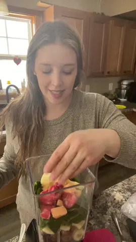 #DaycareLunch for 10 kids! 🍞