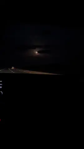 ‏غنيت بك والليل مسرا وقمرا 🤍🤍. #محمد_عبده #قمرا #مسرا_ليل 