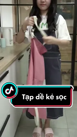 Tạp dề tiện lợi cho các chị em nội trợ  #giadung #giadungtienich #noitro #nhabep #nauan 