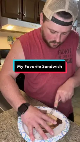 Late night snack 🥪 #sandwich #snack #chicken #chickencutlets #favorite #fy #fyp #foryou #food #tiktokfood #cooking 