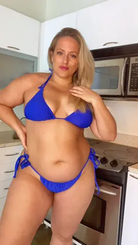 Wait for it…#baggyfitchallenge #bikini #bikinimodel #curvy #curves #fashionmodel #blondie #miami #usa #daddyman #americanman 