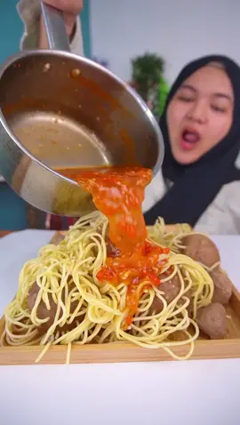Masak bakso spaghetti ala @Foodstoriesid 😋😍 #makanbakso #baksosimphoni #rajanyabaksosapi #makanenak #baksokubaksosimphoni 