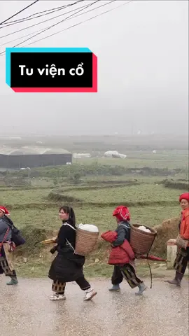 tu viện cổ ở Tả Phìn, mọi người ai đã đến đây cho mình cảm nhận với nha! với tắm thu.oc lá người Dao Đỏ cũng đáng trải nghiệm. du lịch Sapa mọi người có thể kết hợp 2 địa điểm này để đi chung trong một buổi sáng. #sapa #tiktoktravel #dicungdi 