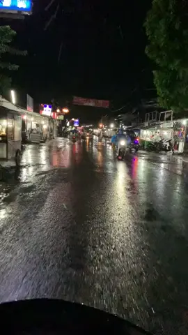 #NightDriveVibes #VideoPerjalanan #CinematicCarVideos #hujan🌧️ #fyp #fypシ゚viral #fypviraltiktok🖤シ゚☆♡ #fypviraltiktok🖤シ゚☆♡ #fypviraltiktok🖤シ゚☆♡ #RainVibes #fypfyppage #videoestetik .video part 2 btw kapan bisa ke jogja