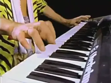 kembali ke era 80an dg lagu JUMP#vanhalen #rockmusician #fypシ #xzybca