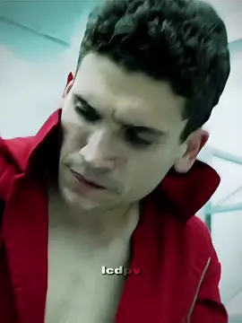 in love with this dance #denver #lacasadepapel #domzpapieru #moneyheist #lcdp #lcdpv #foryoupage #foryou #fyp #dlaciebie #dlacb #dc #viral #edit #trend #trend #poland #icon #hot 