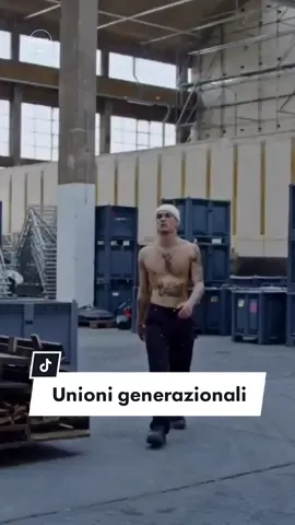 Si parla in questi giorni del possibile duetto tra Blanco e Mina, ma quali sono state le altre volte in cui la musica ha unito più generazioni? 🤔 Noi ve lo raccontiamo nel reel e nel nostro articolo, dicci nei commenti quali altri esempi ti vengono in mente! #blanco #marracash #tancredi #sangiovanni #stefanofisicoit #musicaitaliana #tiktokmusica 