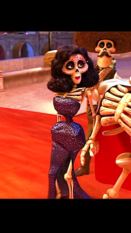 He sing to get attention #coco #movie #cocomovie #disney  #pixar #diadelosmuertos #dayofthedead #disneypixar #fyp #viral #trending