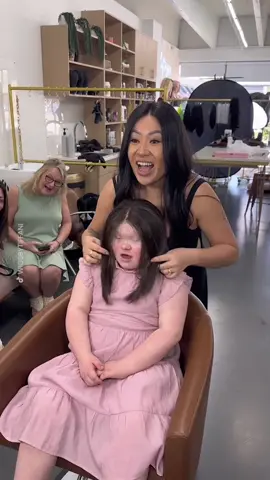 Klara’s reaction to her new wig is incredible, seeing her face light up melted our hearts 🥹 #downsyndromeawareness #alopecia #newwig #reaction 