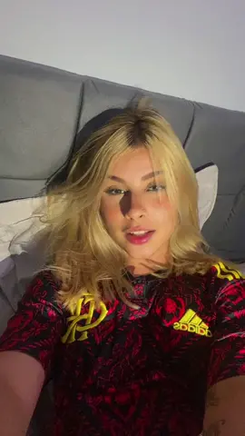 FLAMENGUISTA LOIRA GATA 😱 AS FAIXA ROXA 🌺 #TheTownSquad #fypシ #fy #fyp #foryou #viral #loira #flamengo #flamenguista #mengo #bsb 