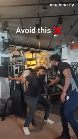 stay safe and injury free! #chestfly #Fitness #srilankatiktok #bodybykris #2023goals #motivation #gym #nevergiveup #personaltraining #pt #pecdeck 